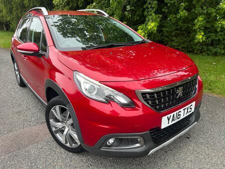 PEUGEOT 2008 1.2 PureTech Allure